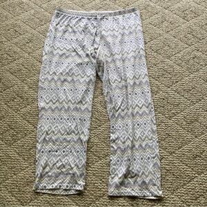 5/$15 Sonoma White, Gray, & Yellow Pajama Pants Large